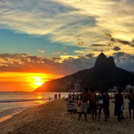 Jump In Bed Ipanema 19 - Praca General Osorio Apartment Рио де Жанейро Екстериор снимка